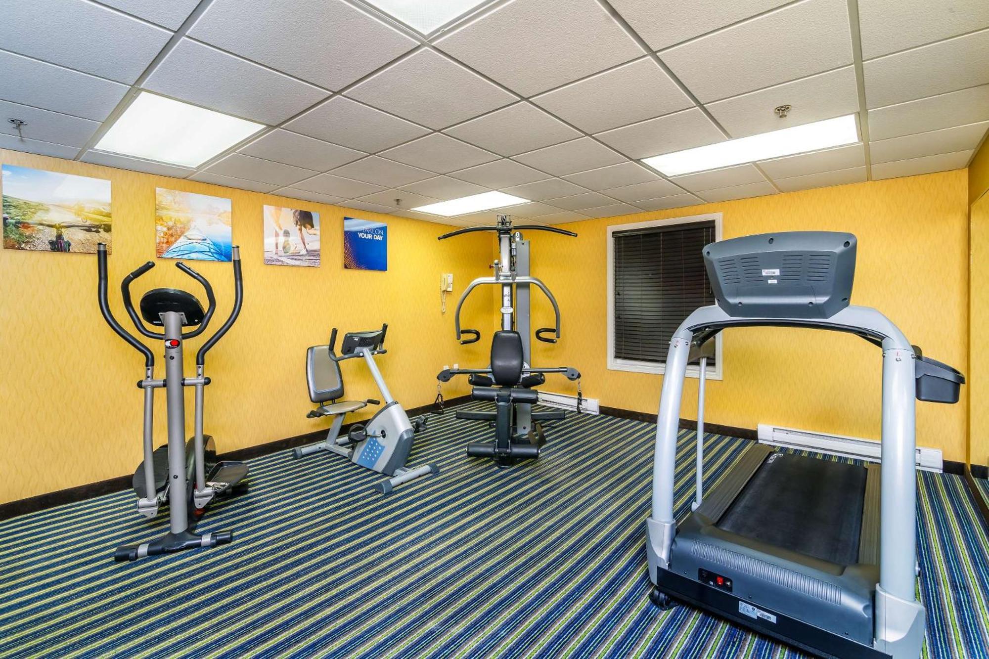 Comfort Inn & Suites Moose Jaw Buitenkant foto